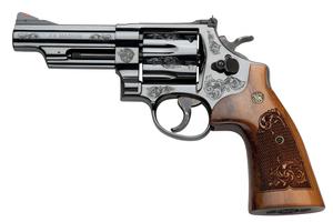 Smith & Wesson 29 Classic Engraved 4
